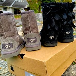 (2pairs) size 9 Toddler Uggs